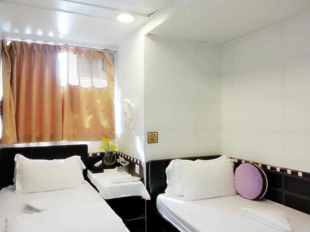 Happy Bee Hostel Гонконг Екстер'єр фото