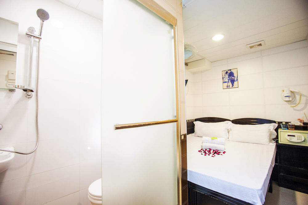 Happy Bee Hostel Гонконг Екстер'єр фото